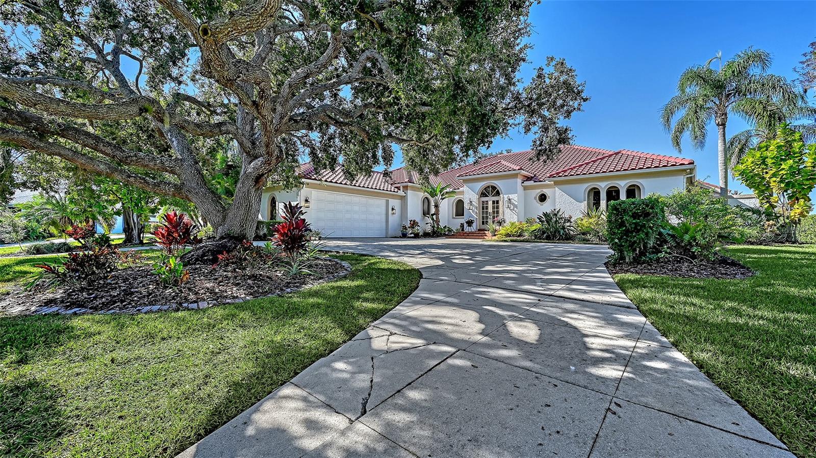 Image 8 of 86 For 2909 Old Orchard Lane