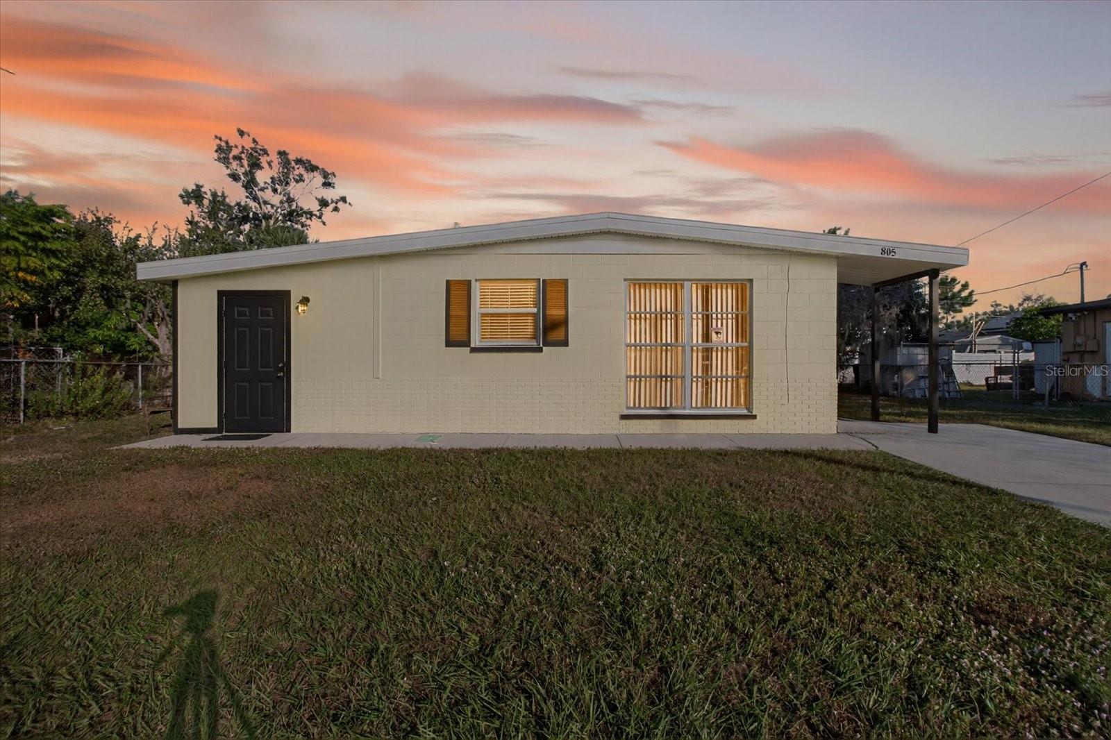 Image 2 of 38 For 805 29th Street E