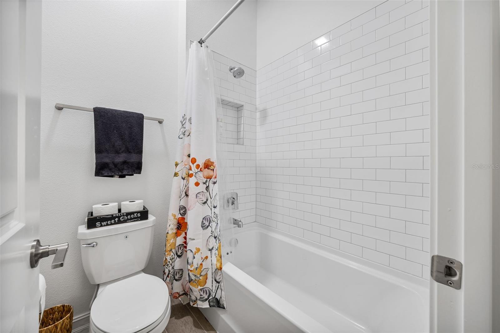 Image 13 of 62 For 6834 115th Street E