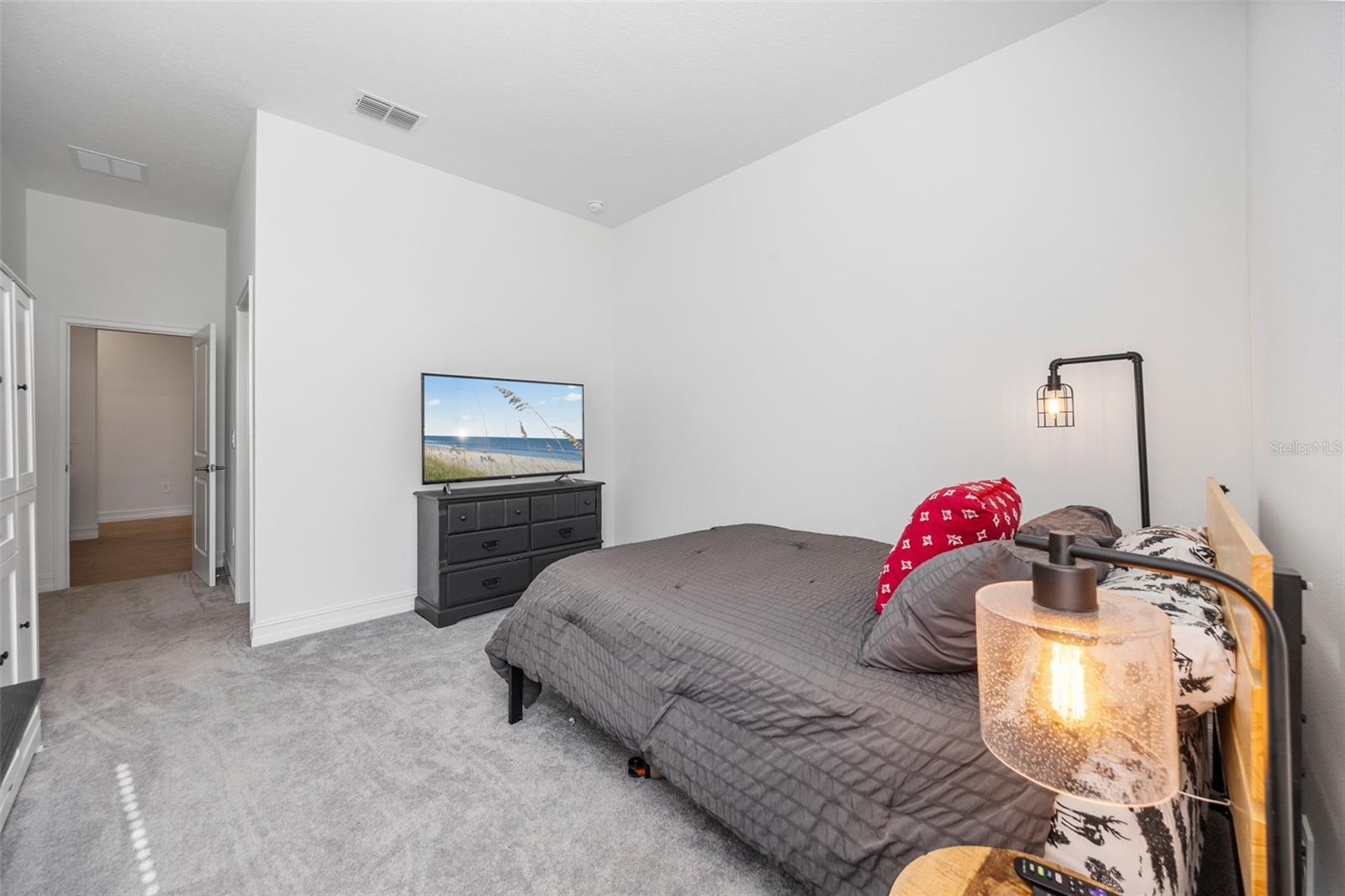 Image 17 of 62 For 6834 115th Street E