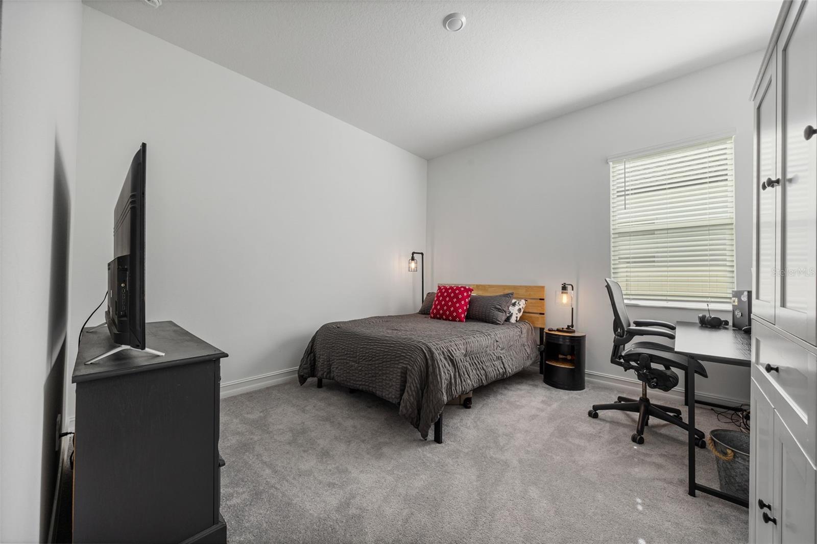 Image 6 of 62 For 6834 115th Street E