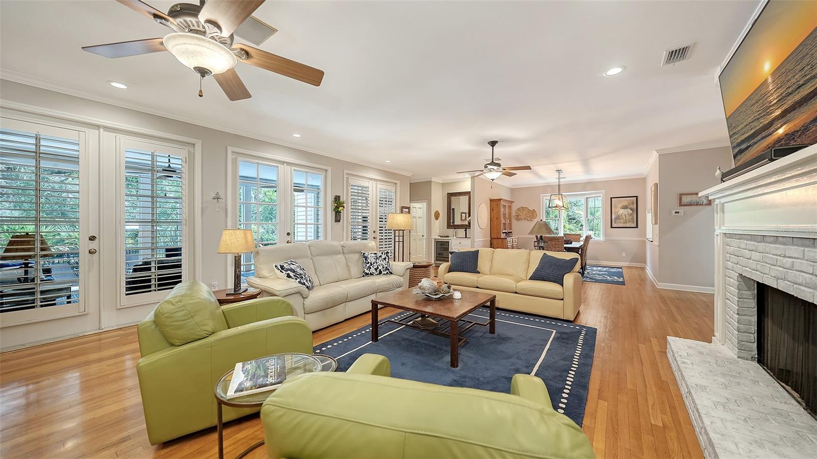 Image 10 of 100 For 156 Bishopscourt Road