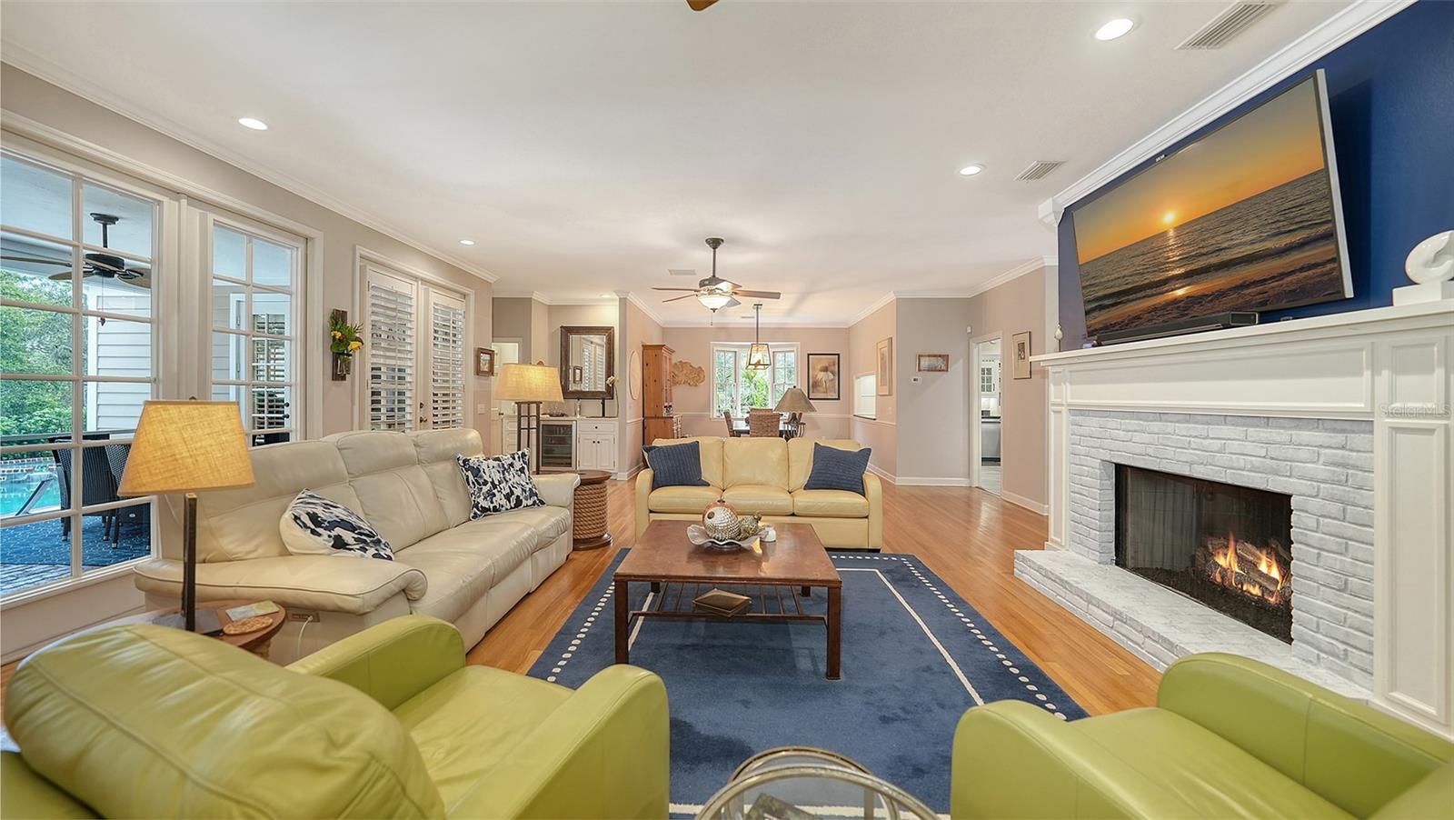 Image 11 of 100 For 156 Bishopscourt Road