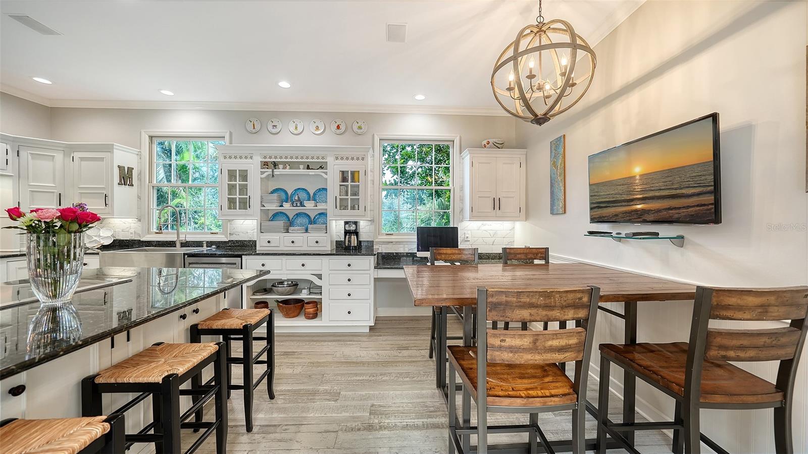 Image 29 of 100 For 156 Bishopscourt Road