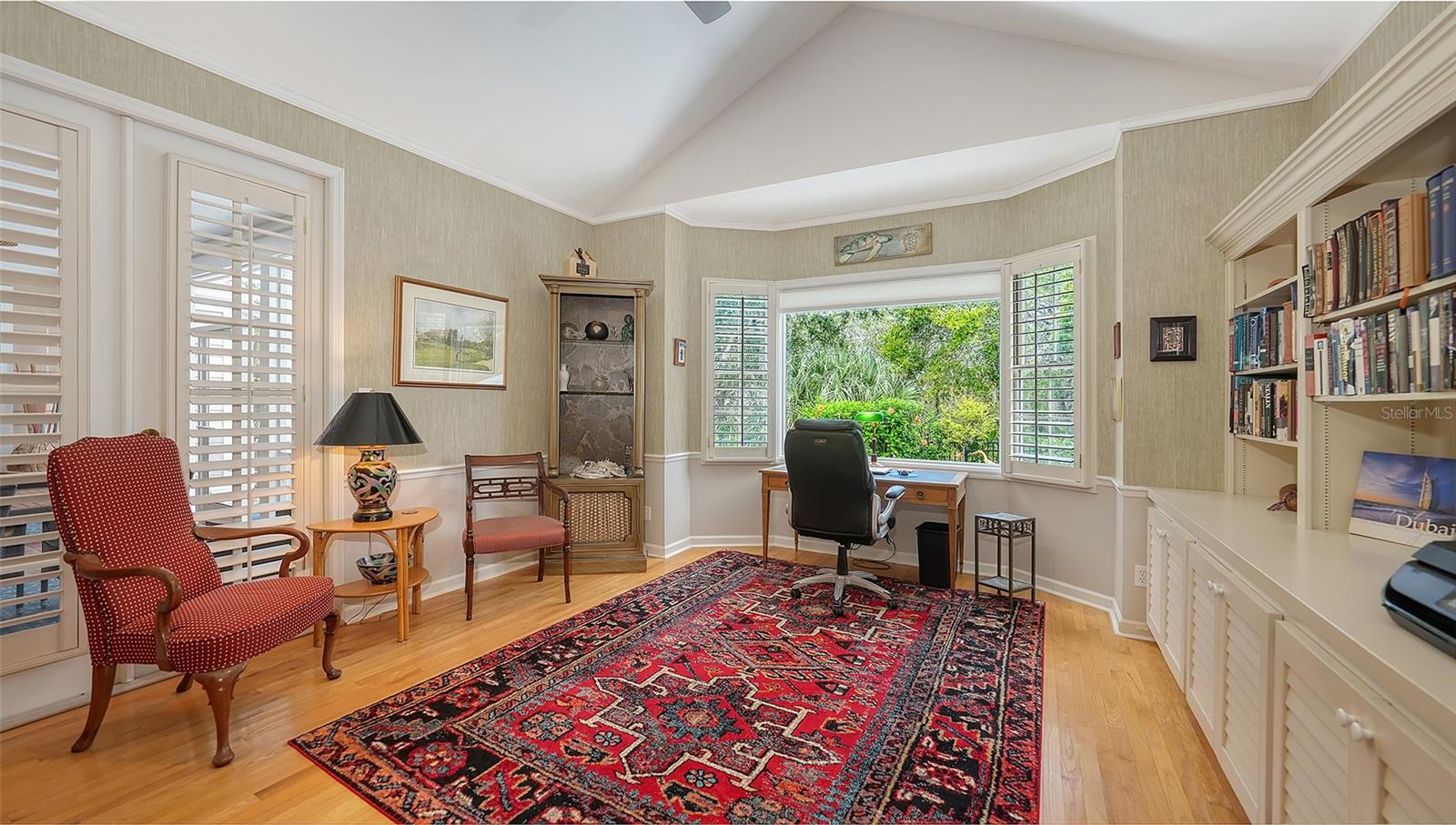 Image 41 of 100 For 156 Bishopscourt Road