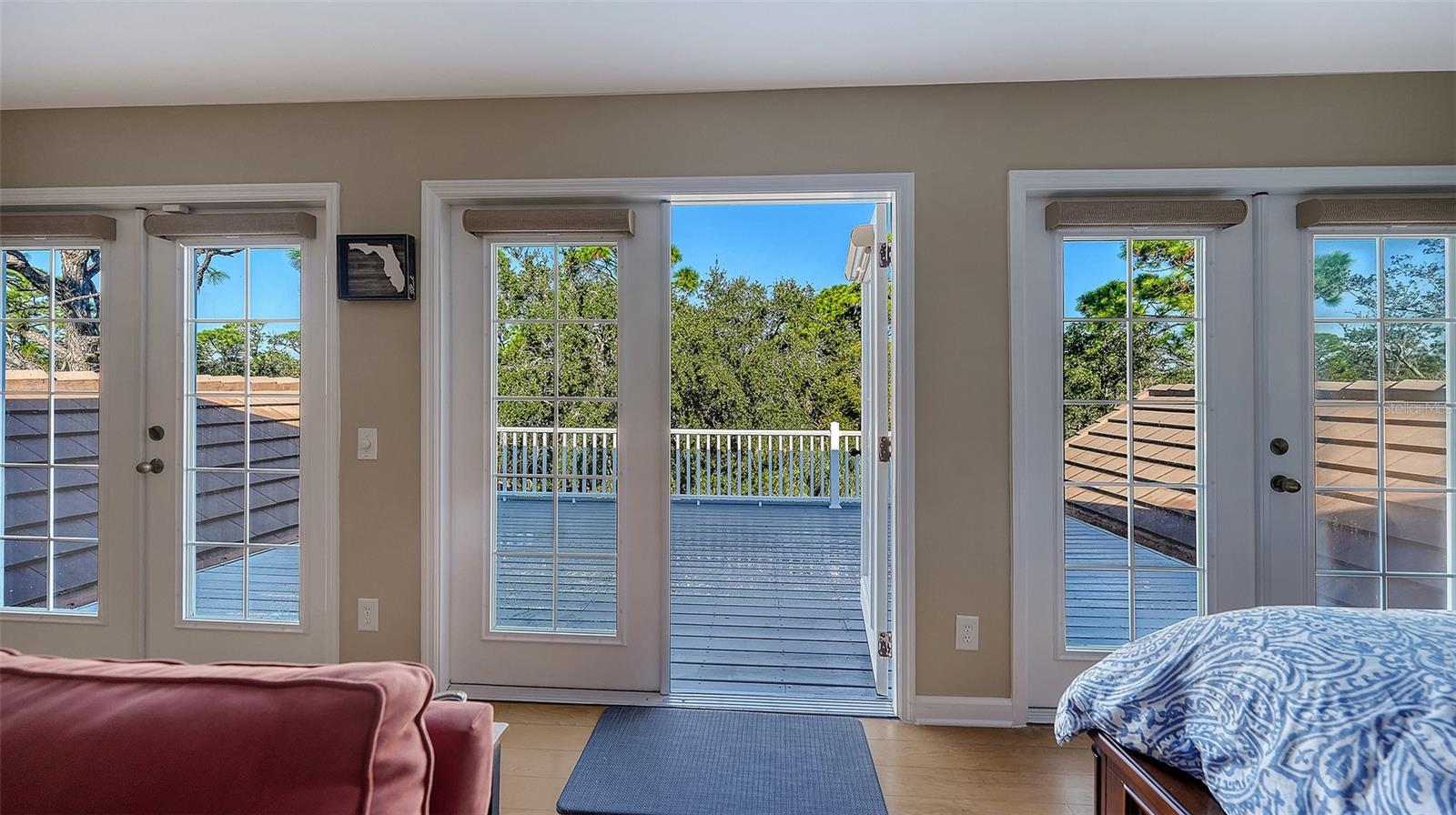 Image 50 of 100 For 156 Bishopscourt Road