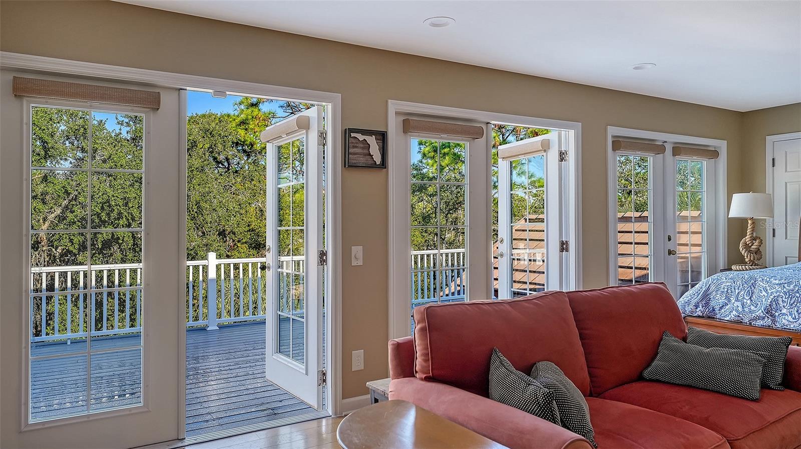 Image 51 of 100 For 156 Bishopscourt Road