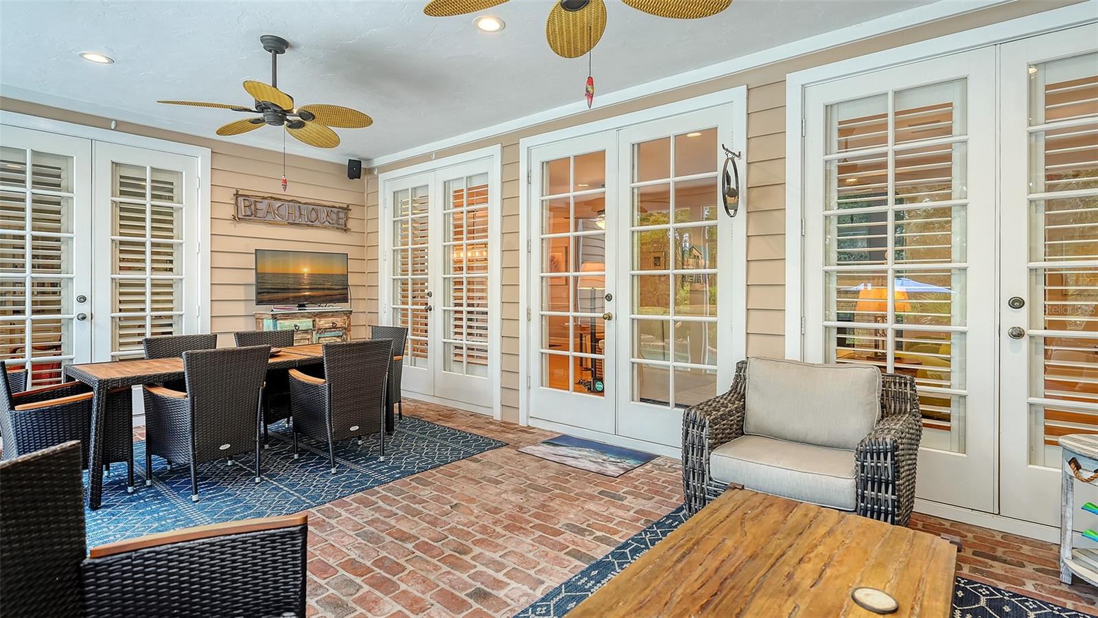 Image 69 of 100 For 156 Bishopscourt Road