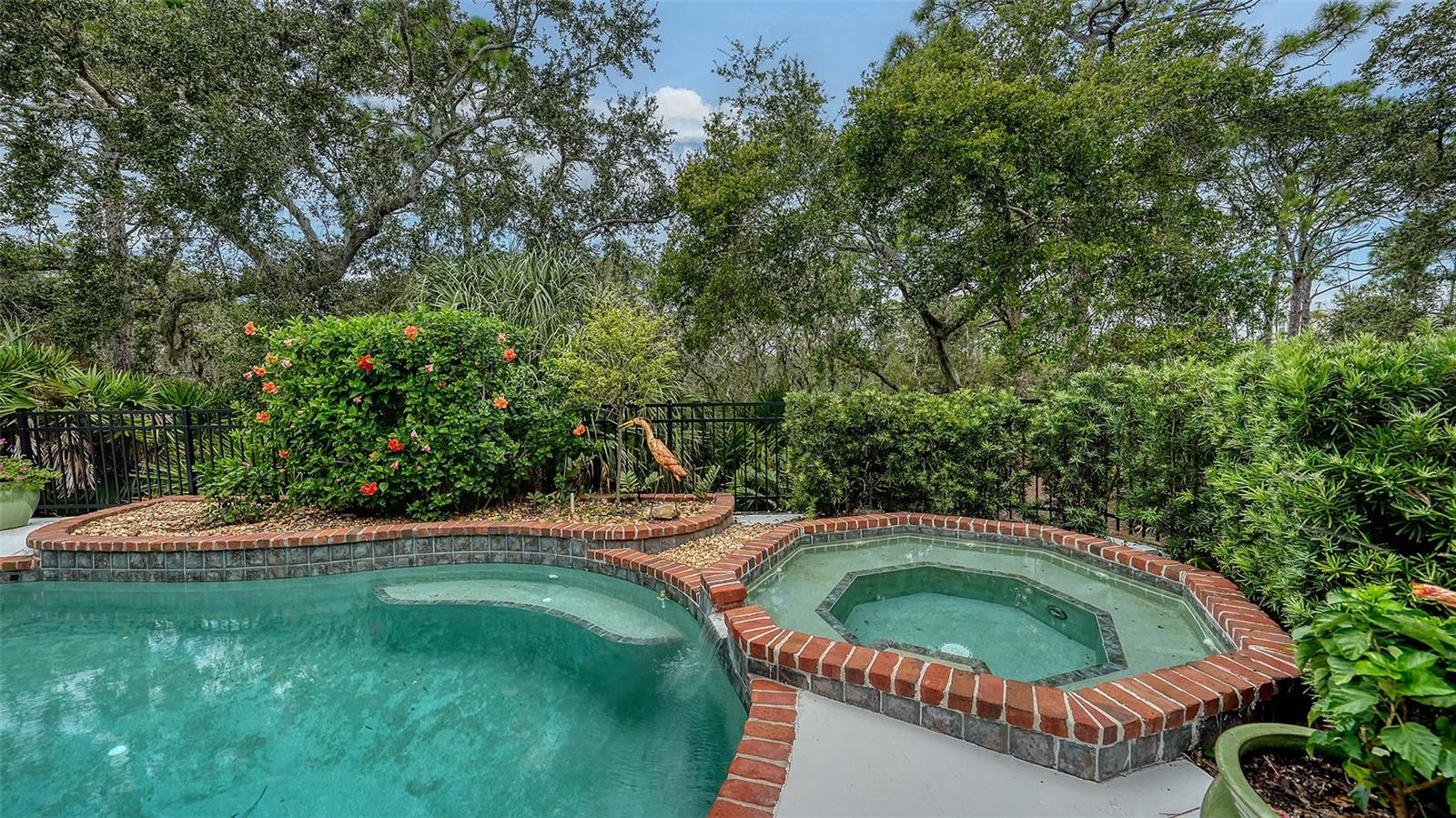 Image 74 of 100 For 156 Bishopscourt Road