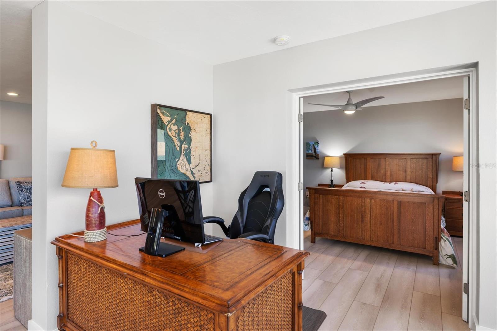 Image 24 of 65 For 5902 Tidewood Avenue 1