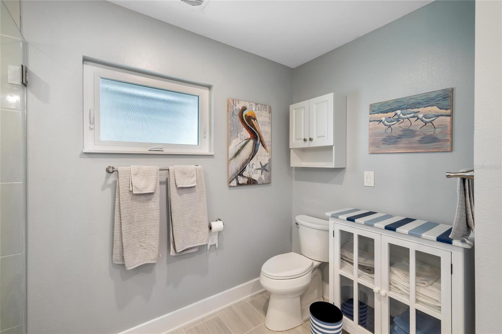 Image 30 of 65 For 5902 Tidewood Avenue 1