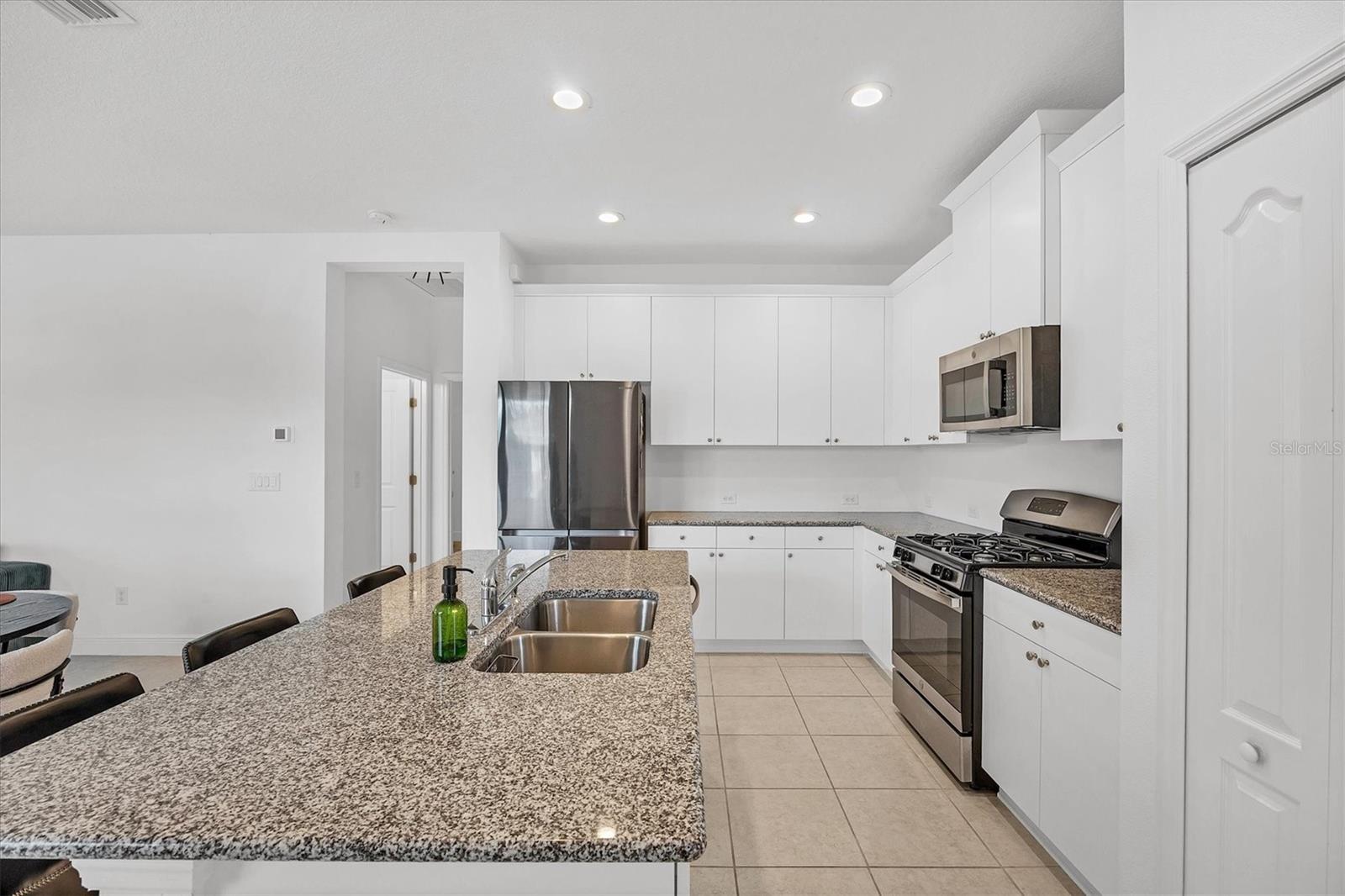 Image 15 of 64 For 12734 Aquamarine Avenue