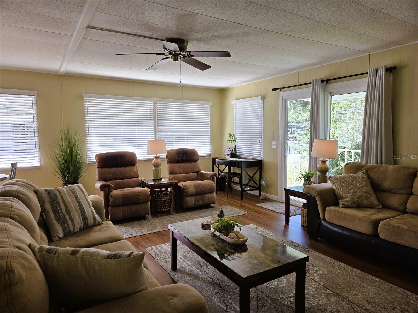 Image 13 of 53 For 3383 Oakwood Boulevard N