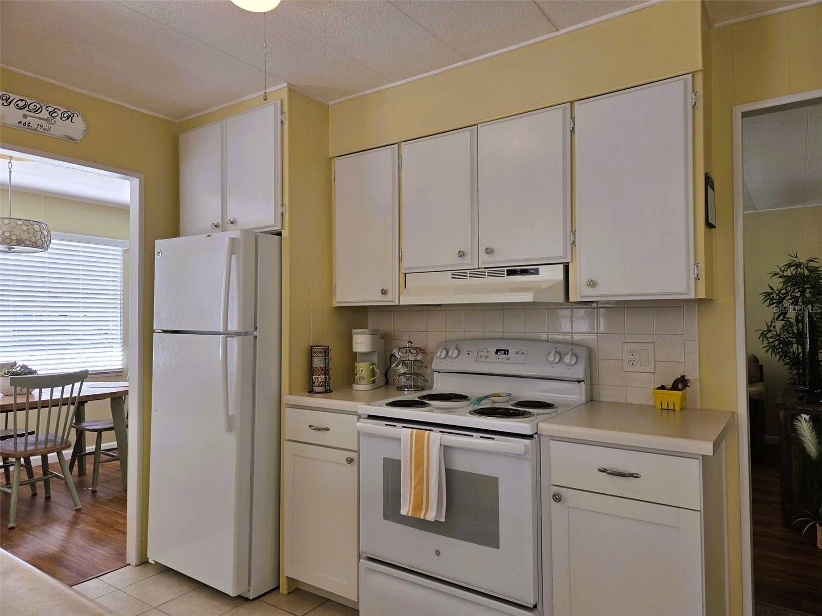 Image 21 of 53 For 3383 Oakwood Boulevard N