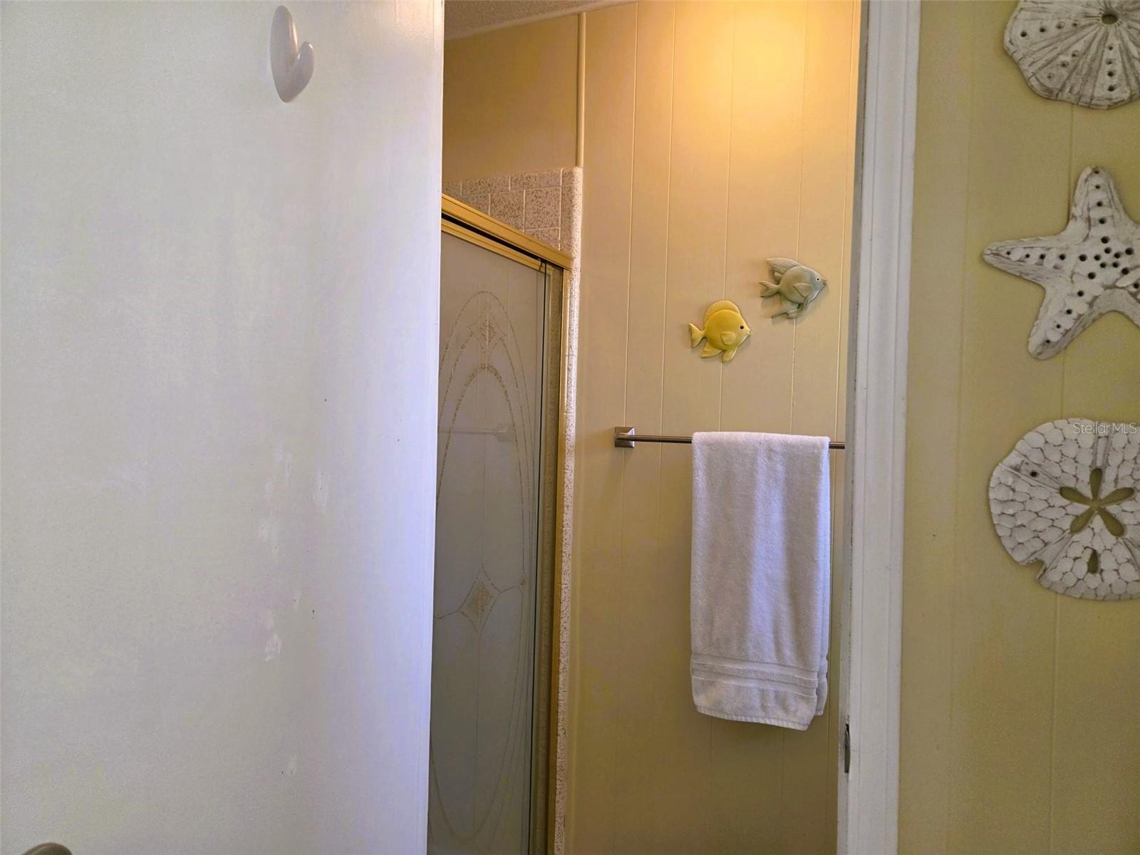 Image 31 of 53 For 3383 Oakwood Boulevard N