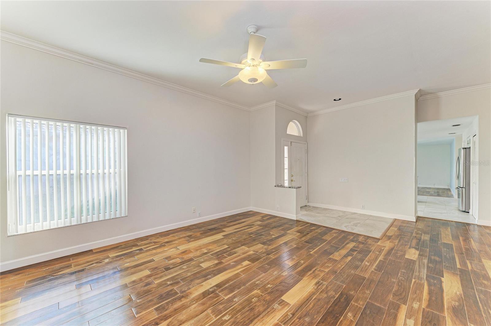 Image 4 of 31 For 4801 Montrose Drive