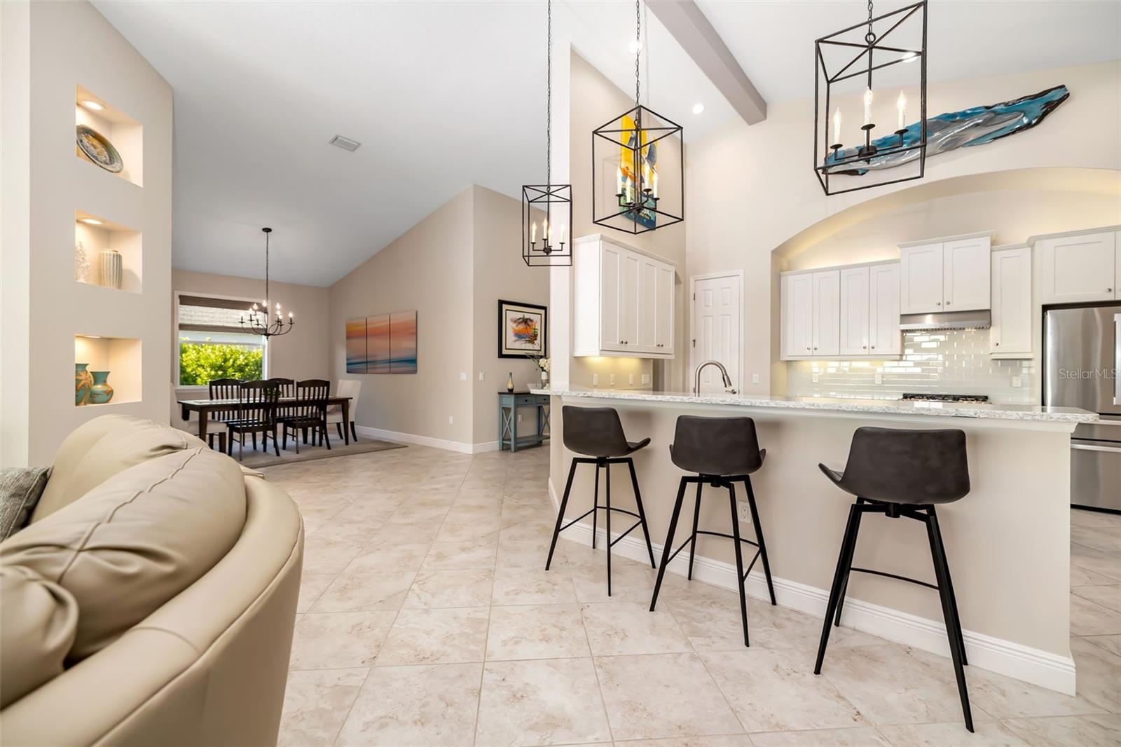 Image 23 of 75 For 436 Chantilly Trail