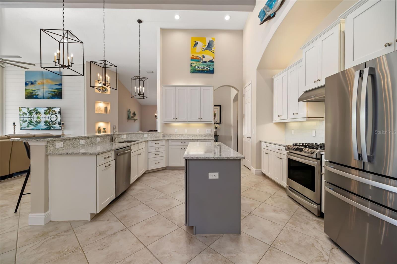 Image 25 of 75 For 436 Chantilly Trail