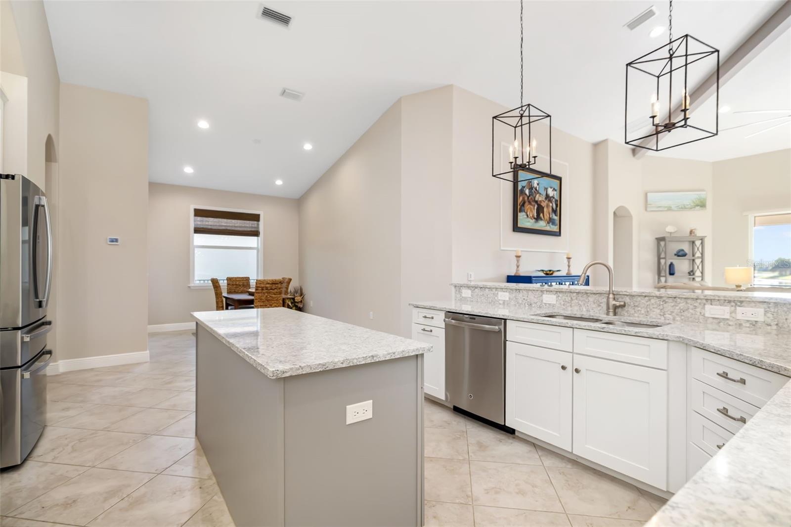 Image 29 of 75 For 436 Chantilly Trail