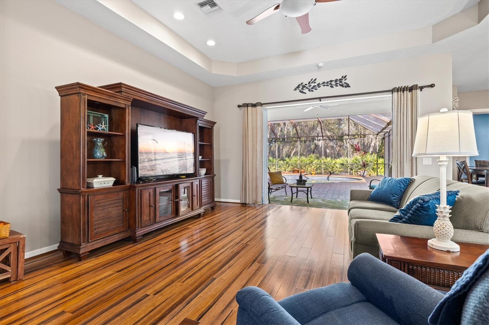 Image 13 of 91 For 14757 2nd Avenue Circle Ne