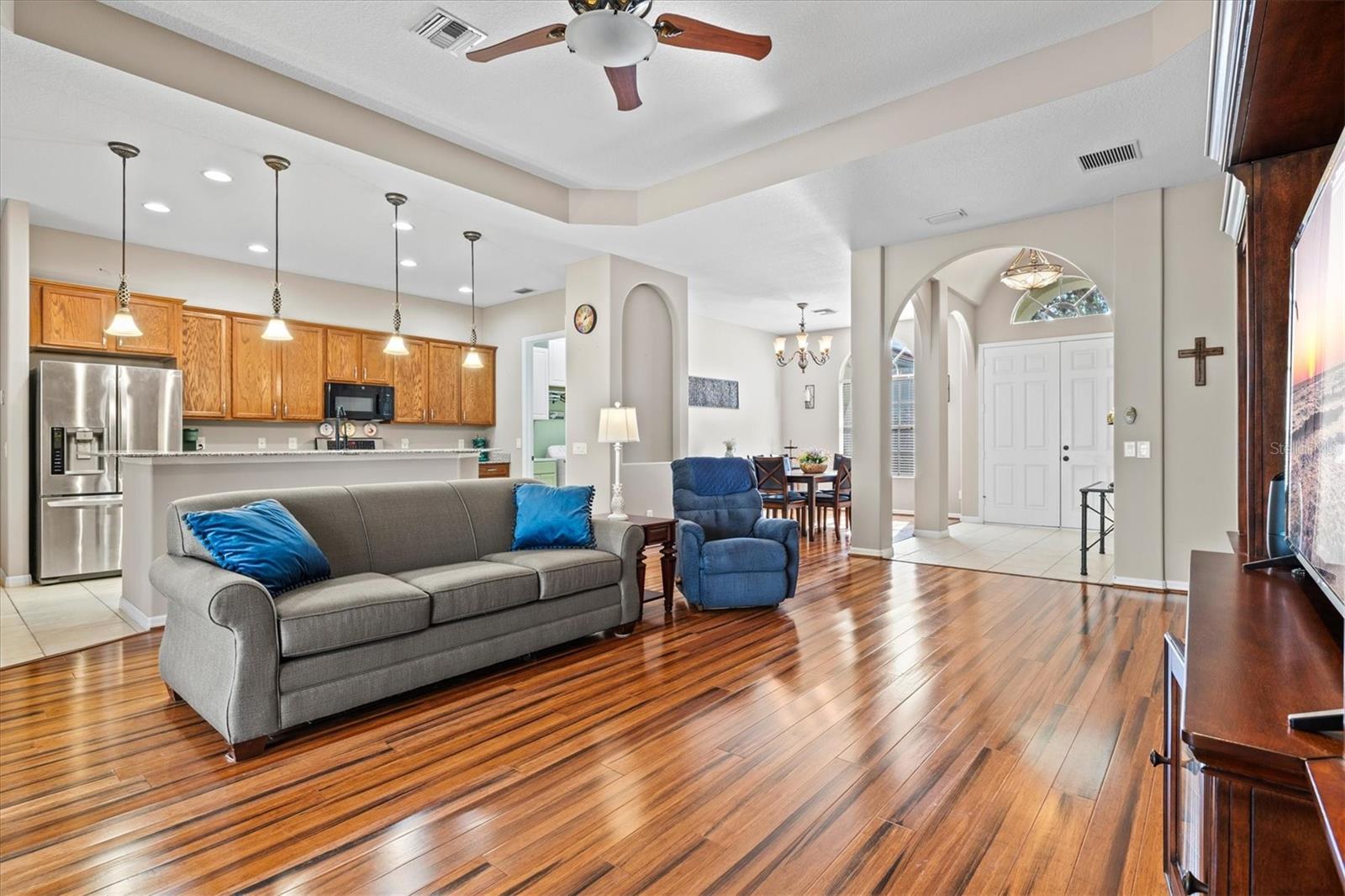 Image 16 of 91 For 14757 2nd Avenue Circle Ne