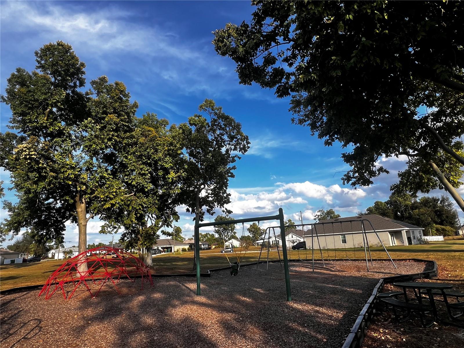 Image 16 of 21 For 25450 & 25458 Islas Drive