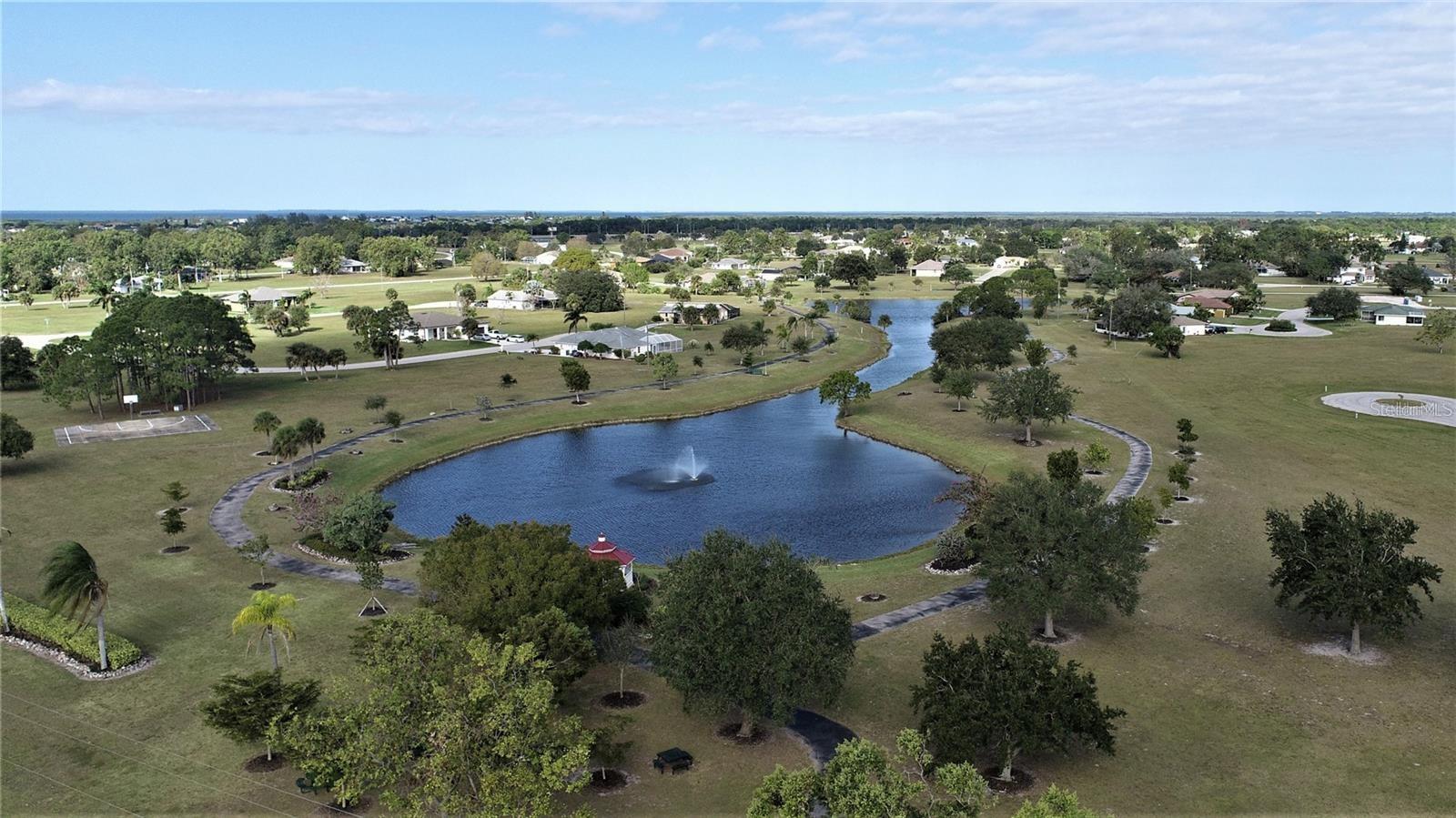 Image 18 of 21 For 25450 & 25458 Islas Drive