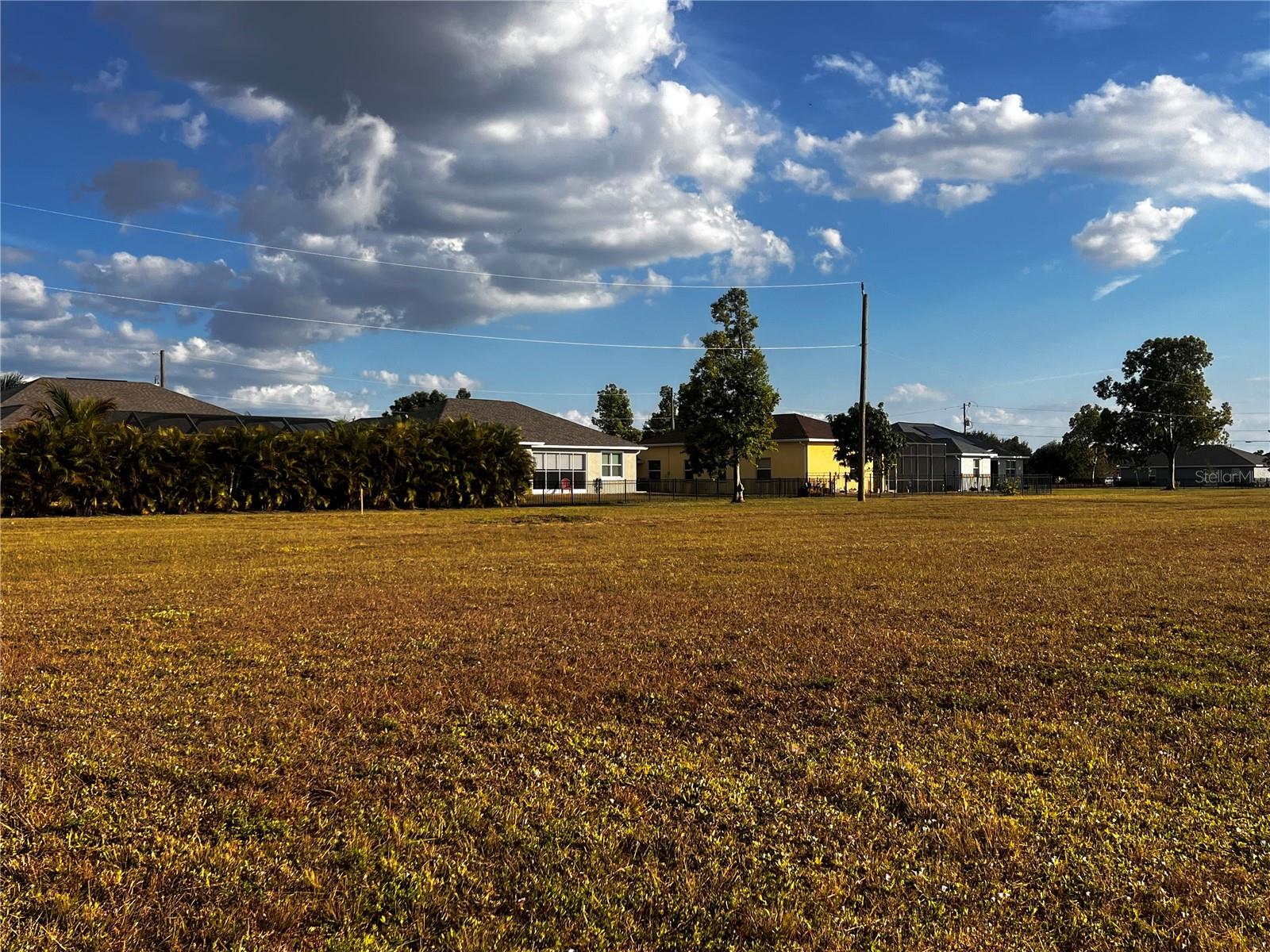 Image 7 of 21 For 25450 & 25458 Islas Drive