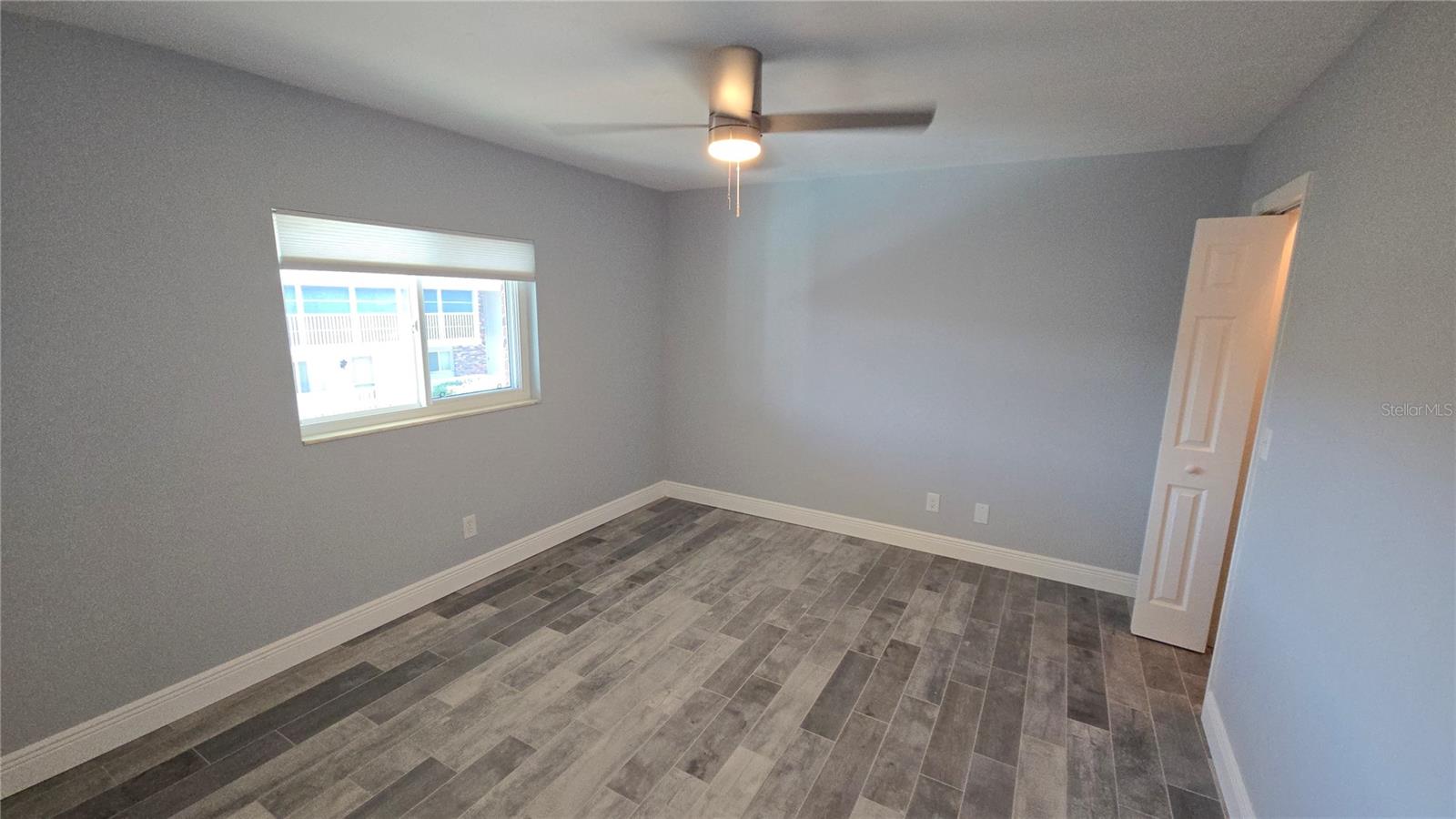 Image 11 of 19 For 3755 School Avenue 42