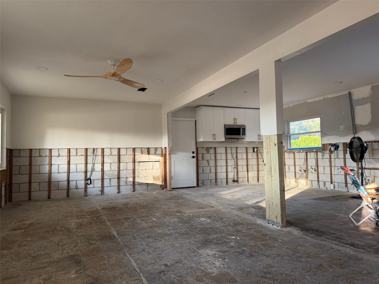 Image 16 of 24 For 2604 West Shore Boulevard