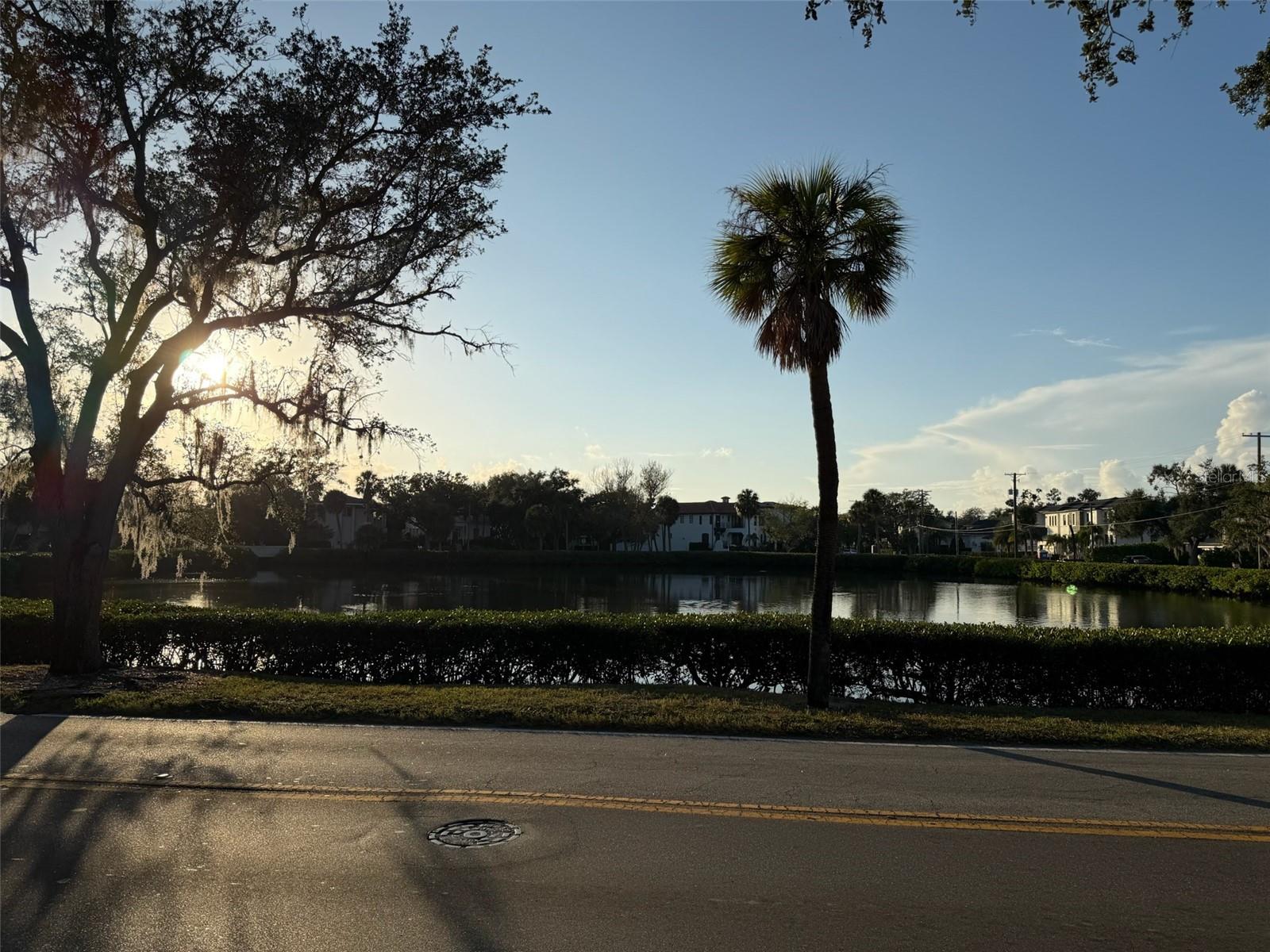 Image 7 of 24 For 2604 West Shore Boulevard