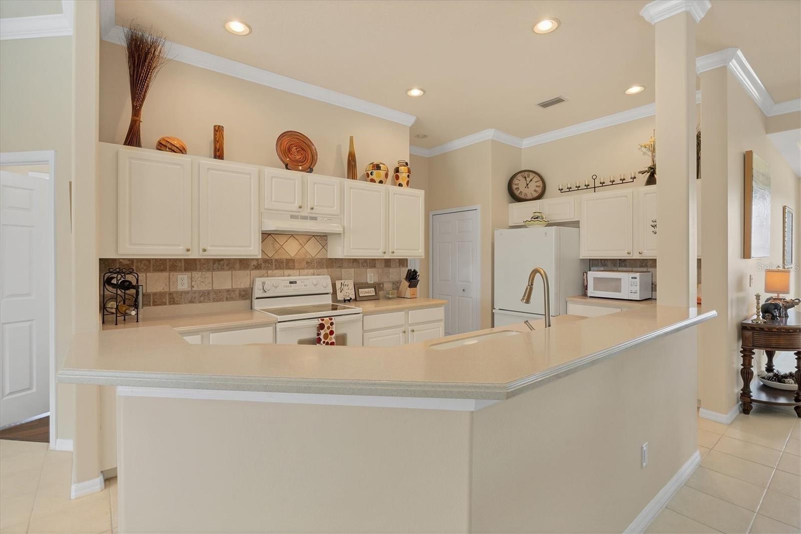 Image 12 of 43 For 5171 55th Street Circle W