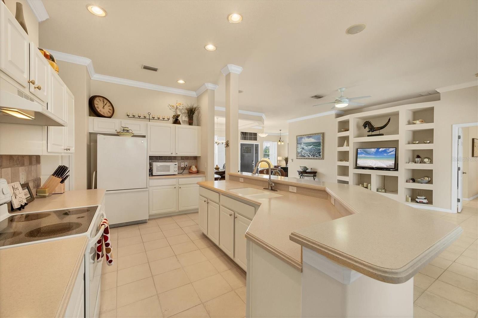 Image 9 of 43 For 5171 55th Street Circle W