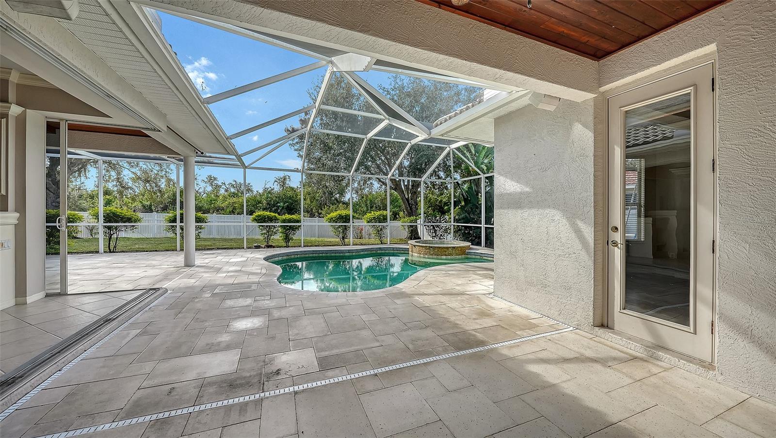 Image 72 of 80 For 12202 Lobelia Terrace