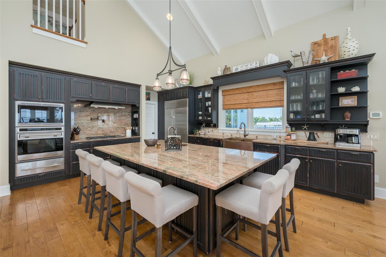 Image 27 of 99 For 526 56th Street