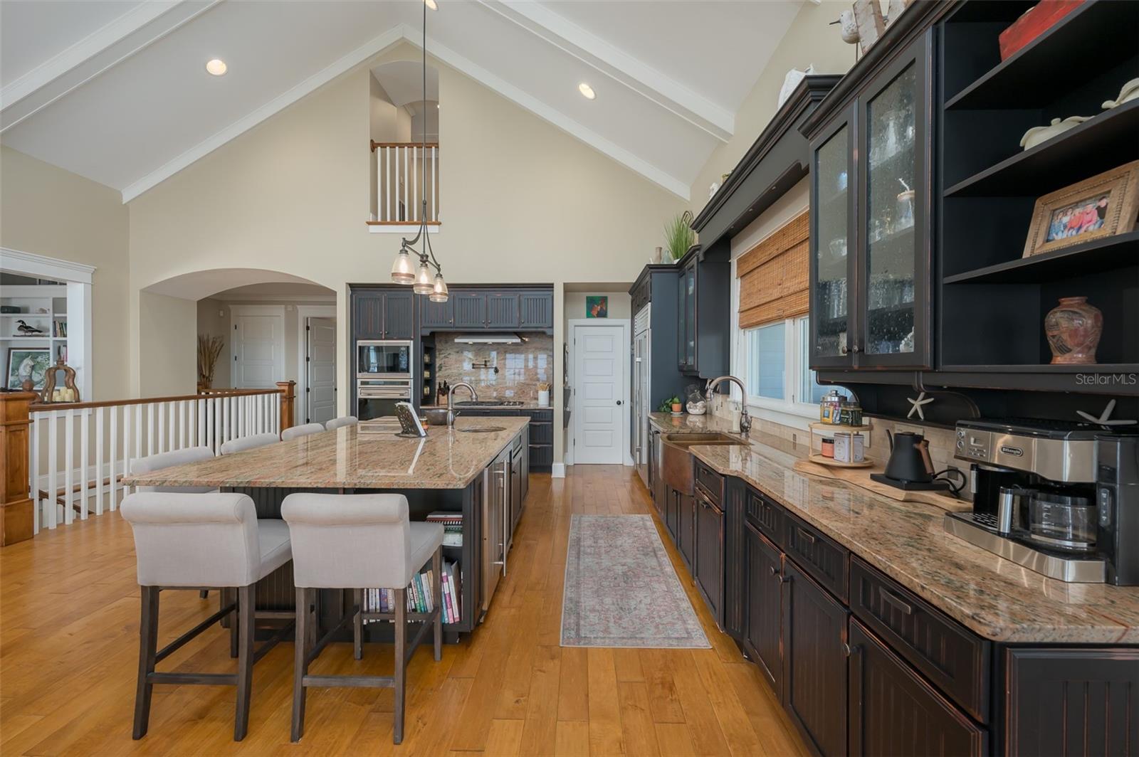 Image 28 of 99 For 526 56th Street