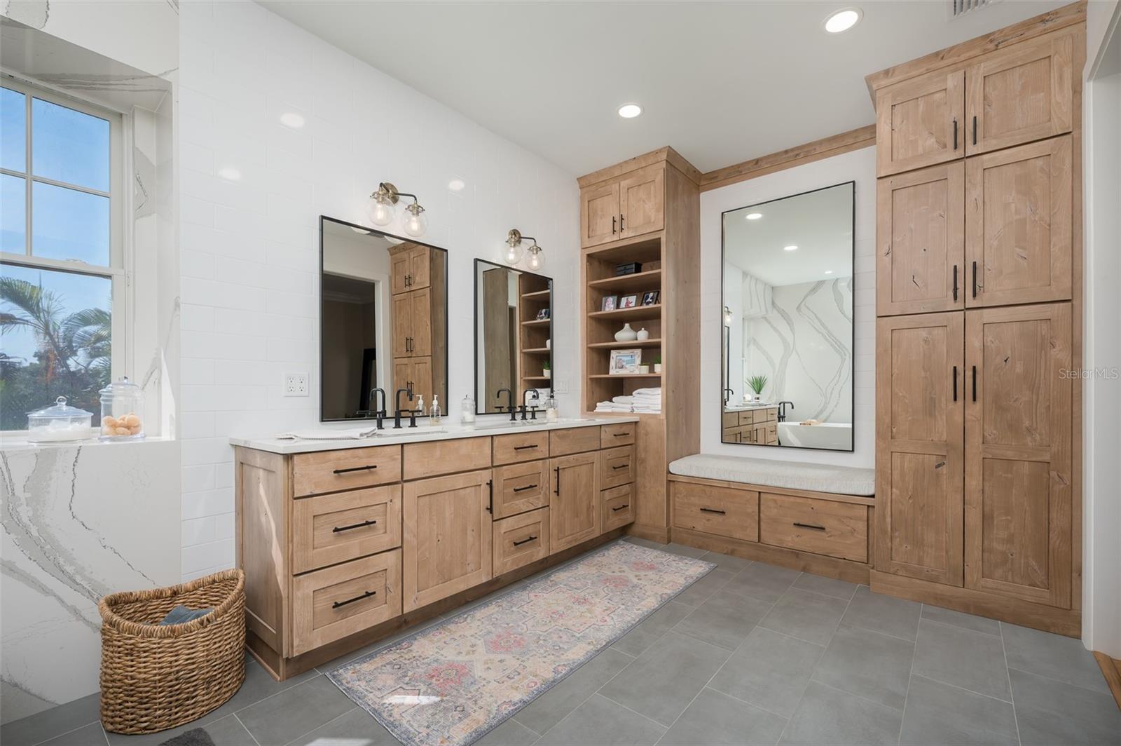 Image 38 of 99 For 526 56th Street