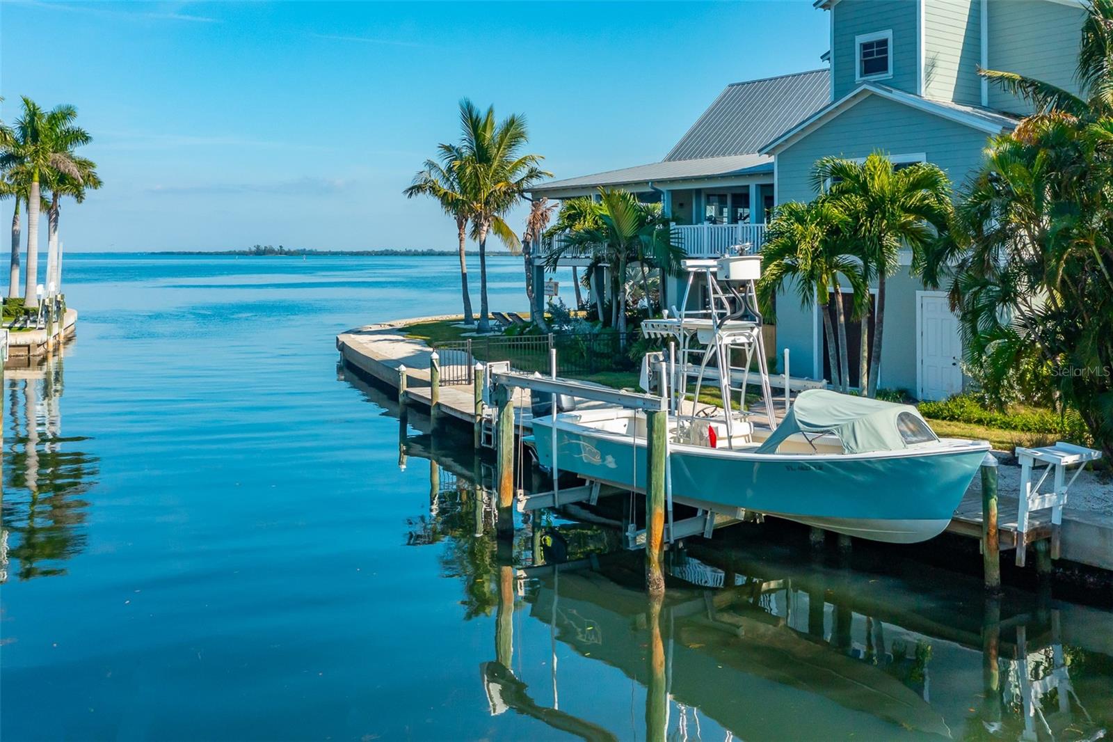 Image 4 of 99 For 526 56th Street