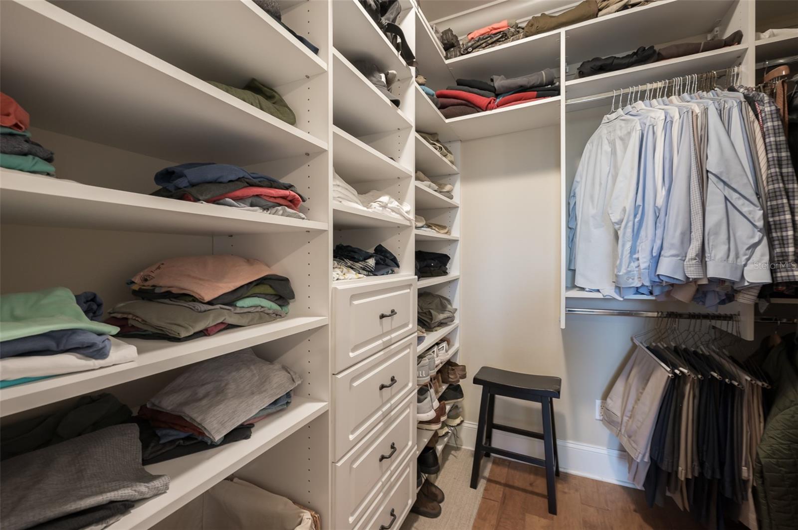 Image 40 of 99 For 526 56th Street