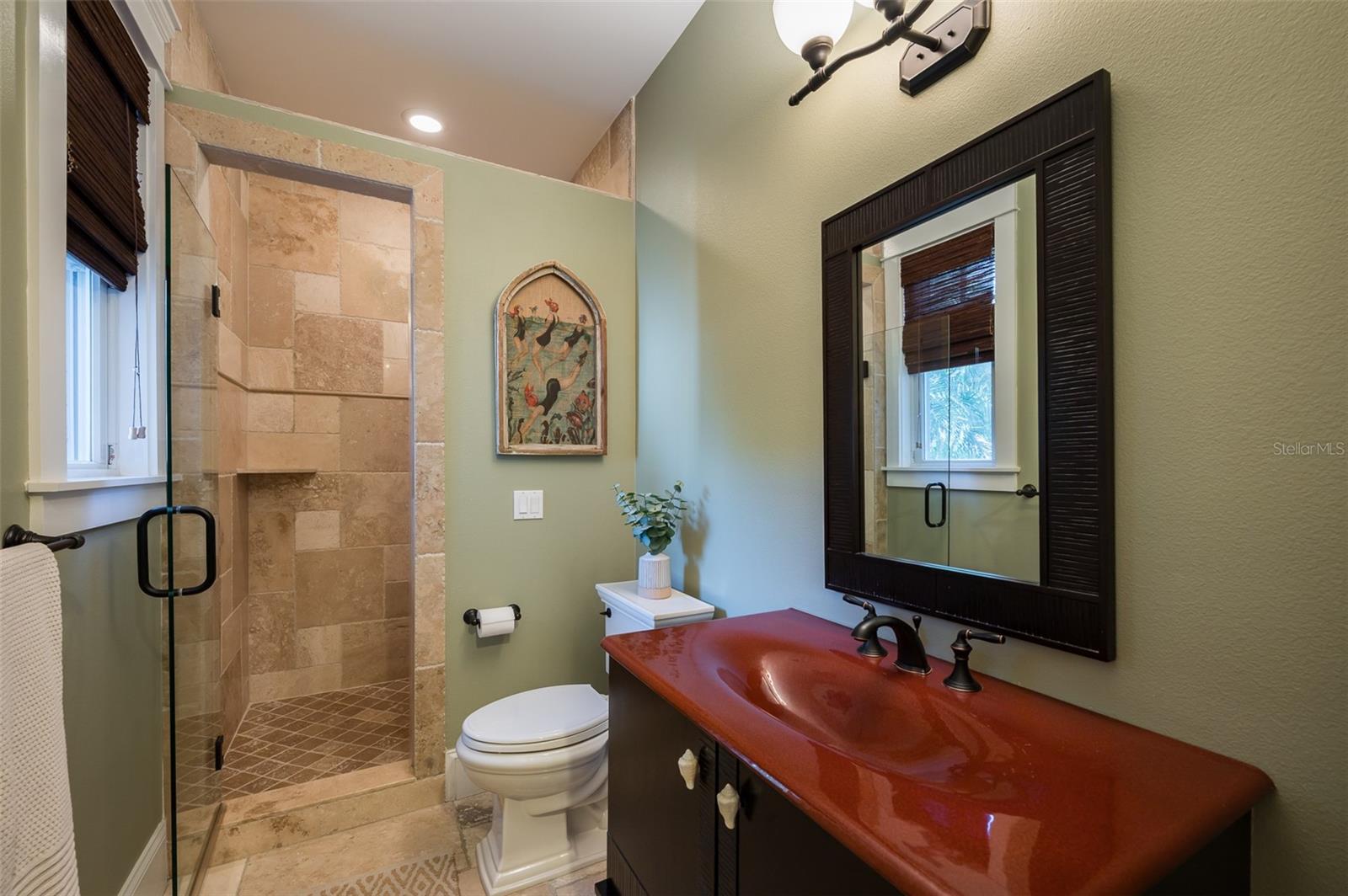 Image 42 of 99 For 526 56th Street