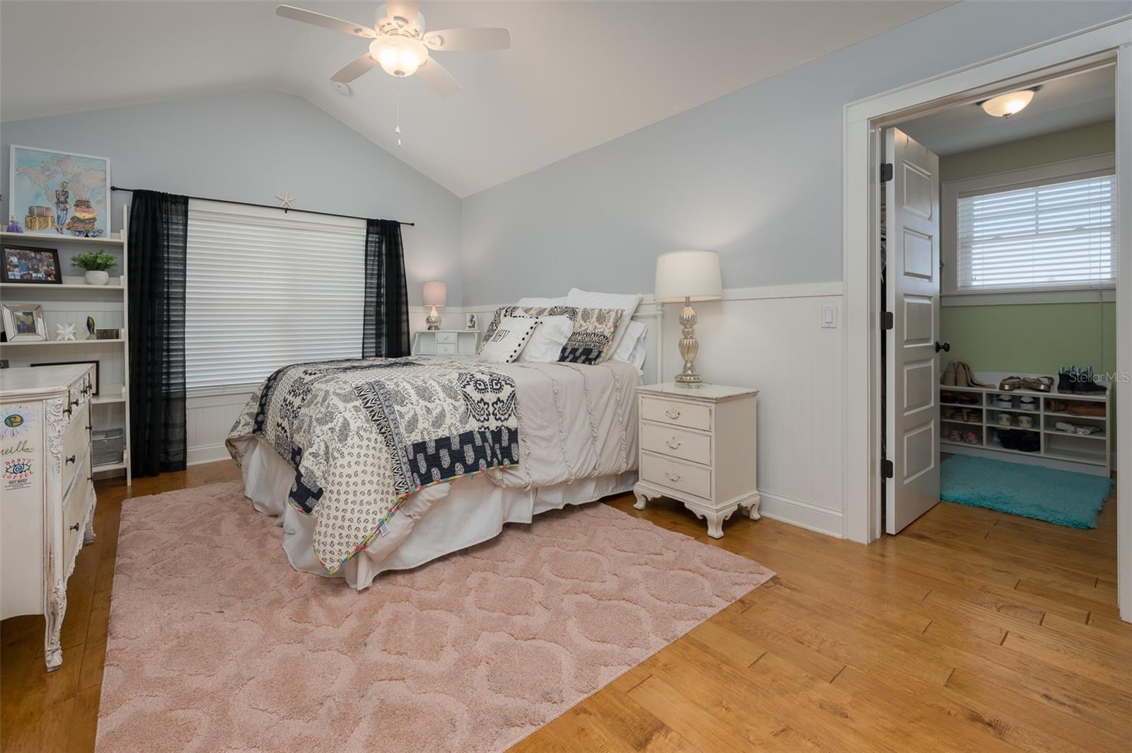 Image 45 of 99 For 526 56th Street