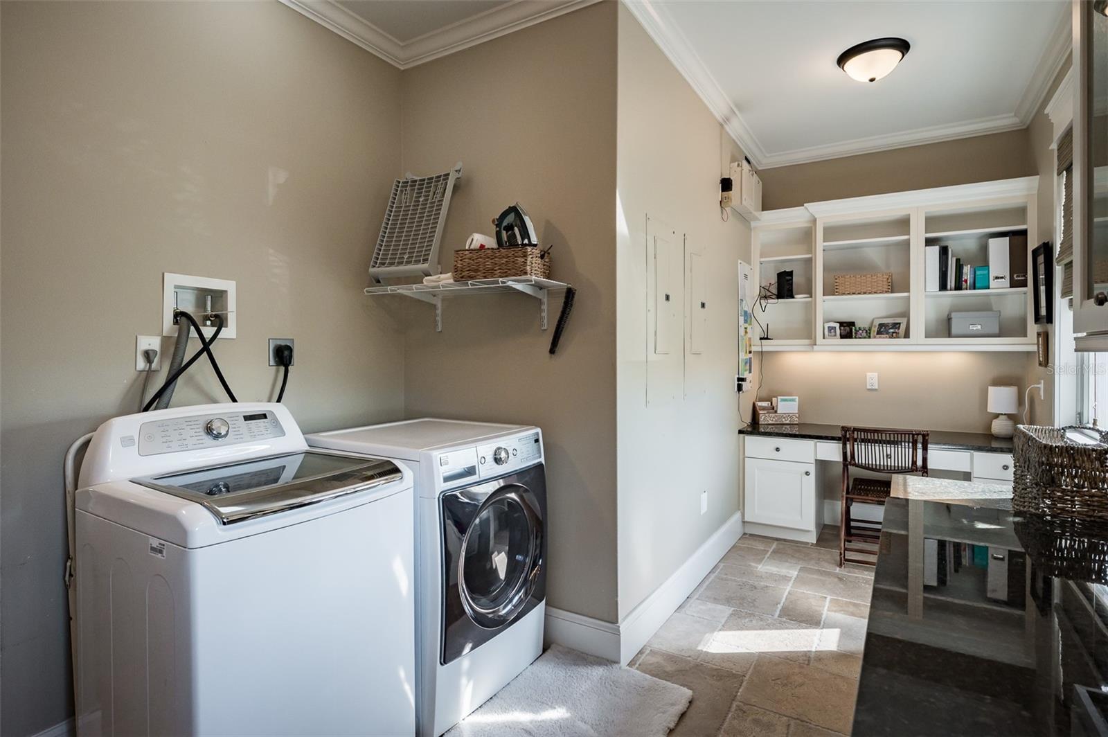 Image 55 of 99 For 526 56th Street