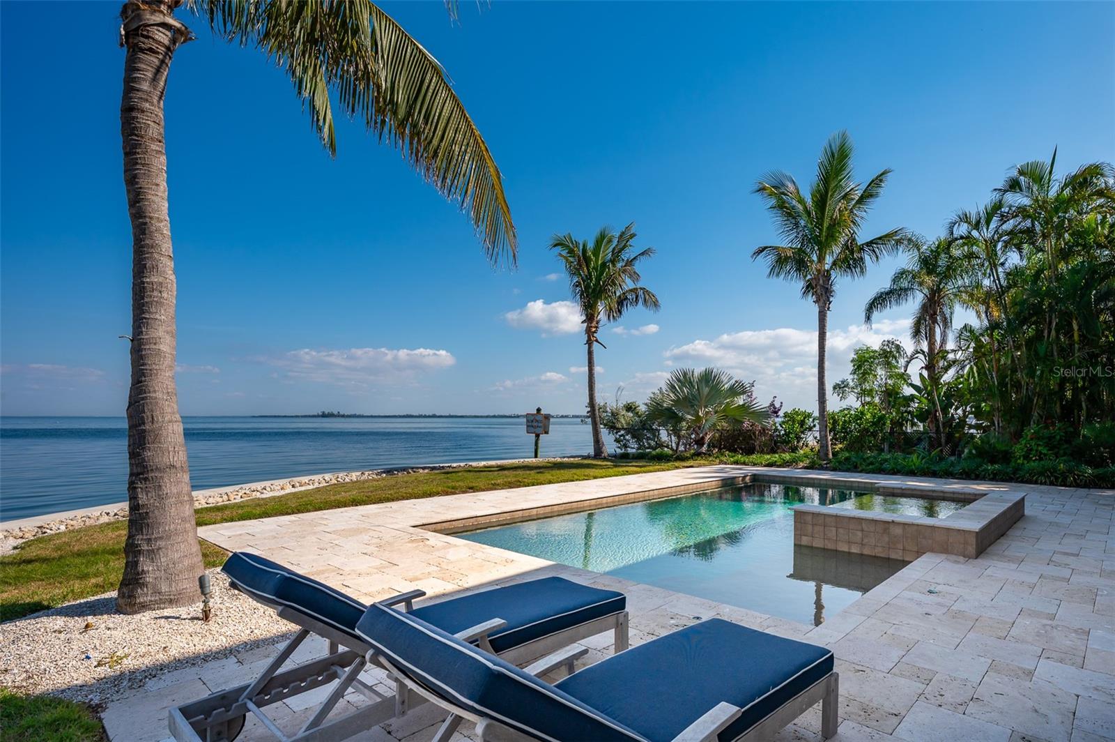 Image 64 of 99 For 526 56th Street