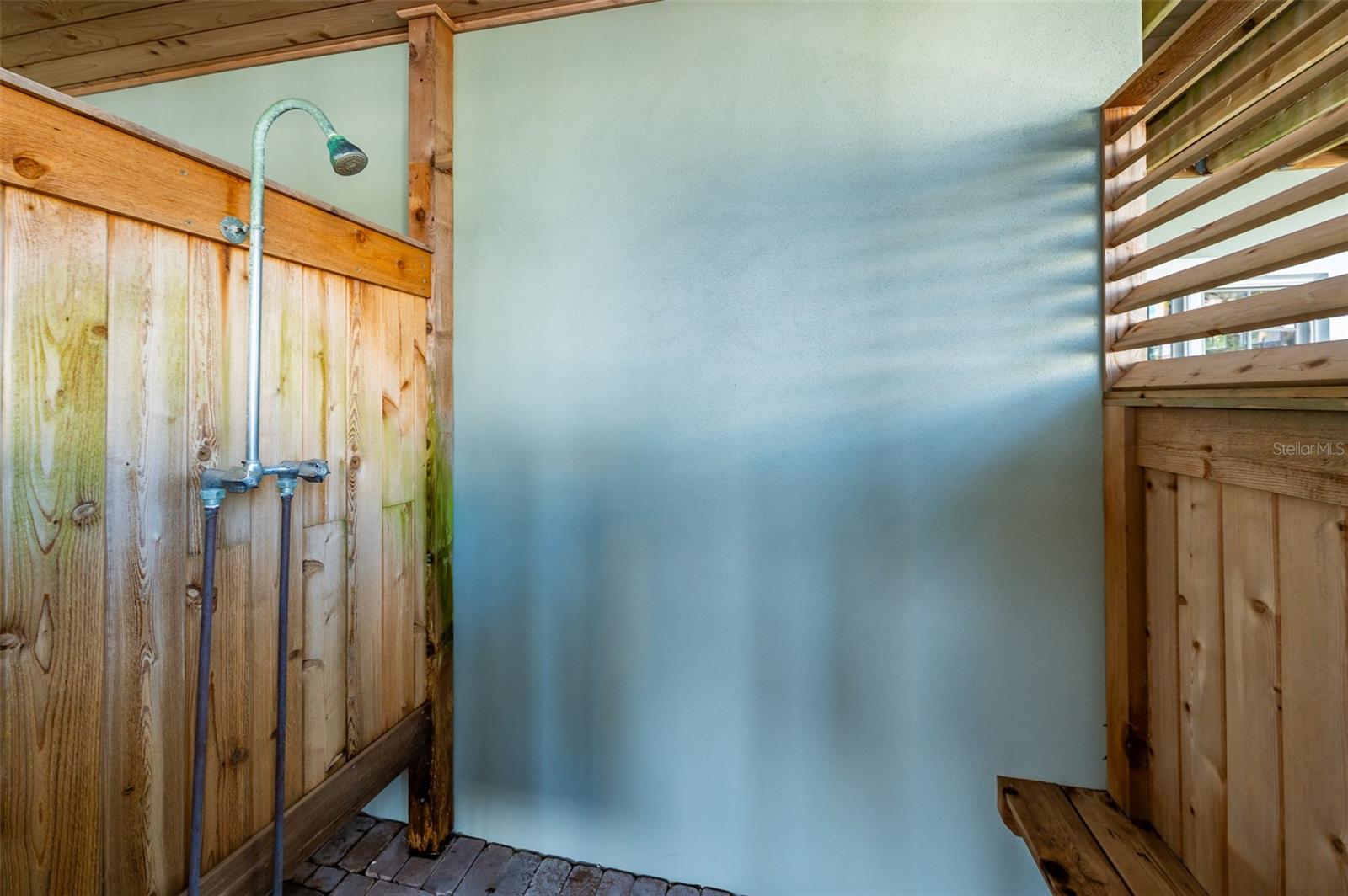 Image 70 of 99 For 526 56th Street