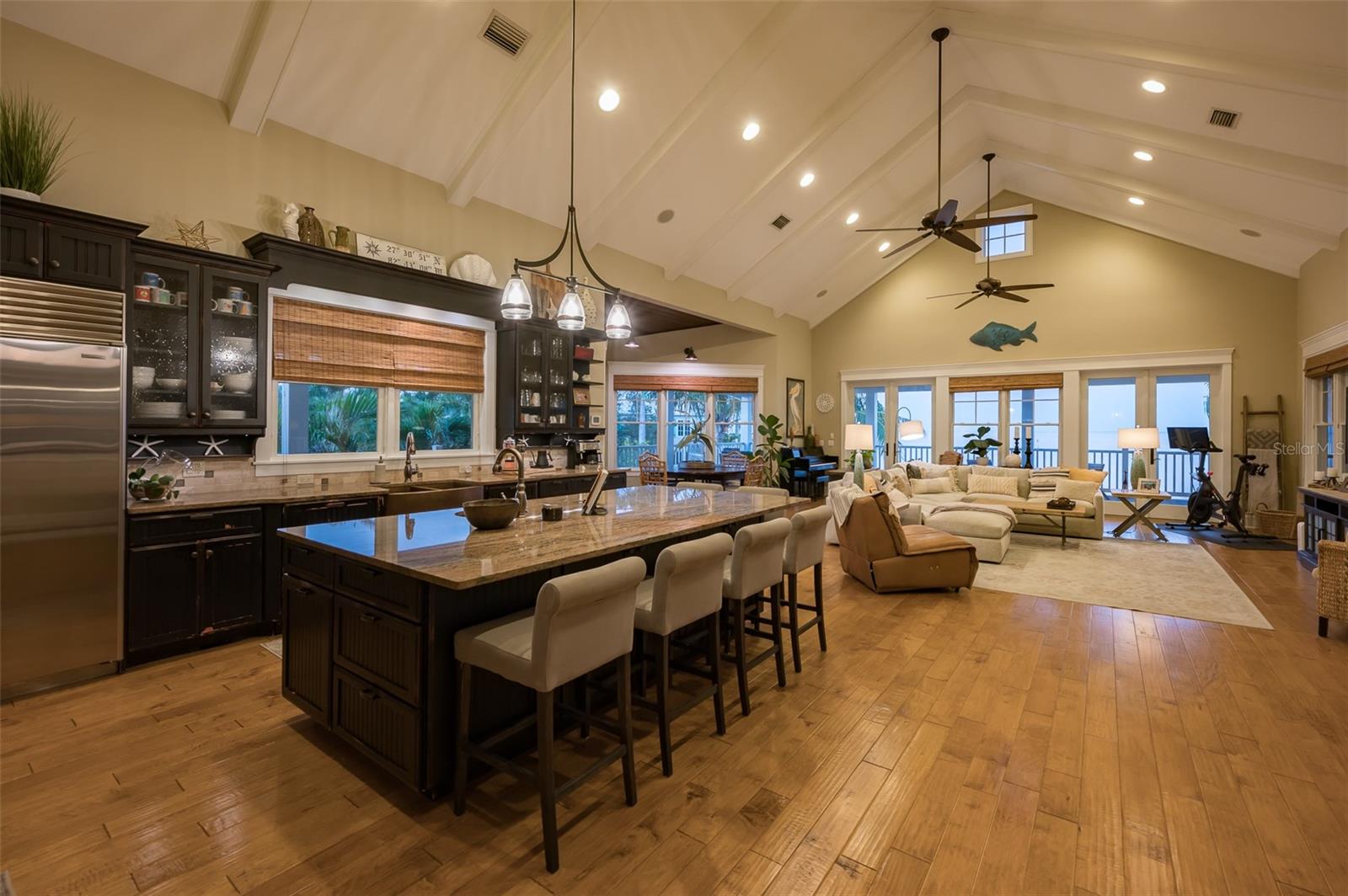 Image 94 of 99 For 526 56th Street