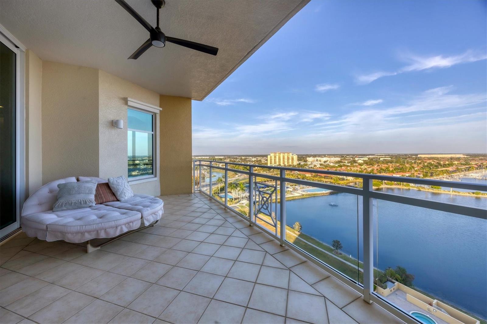 Image 33 of 57 For 140 Riviera Dunes Way 1001