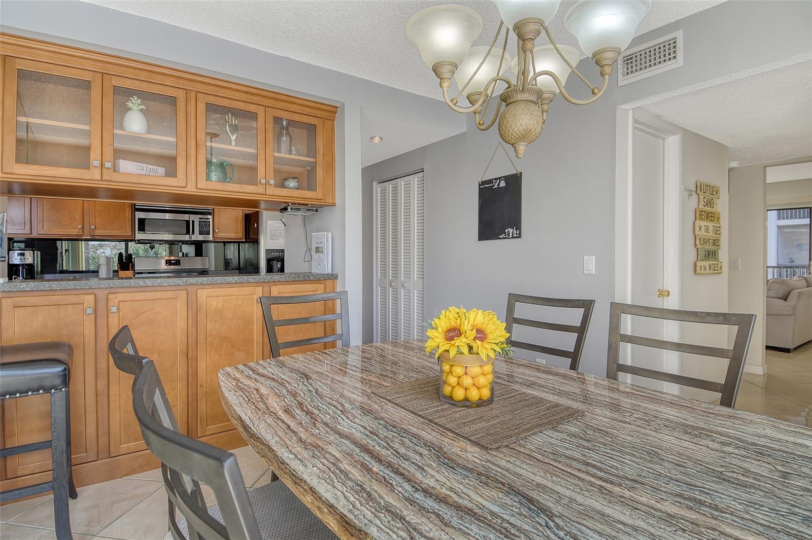 Image 12 of 53 For 6157 Midnight Pass Road G22