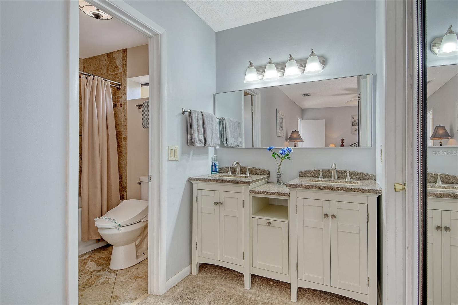 Image 23 of 53 For 6157 Midnight Pass Road G22