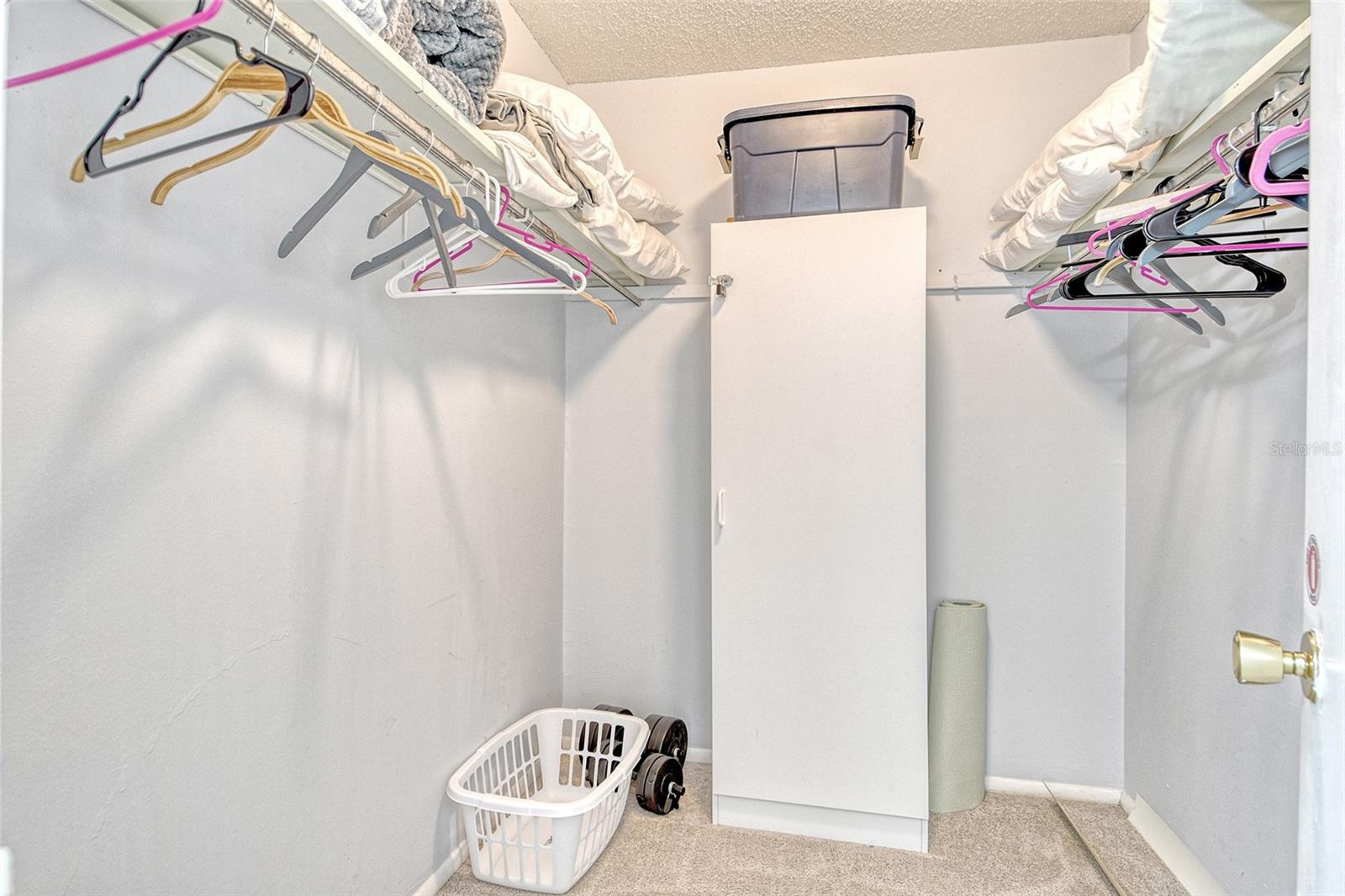 Image 25 of 53 For 6157 Midnight Pass Road G22