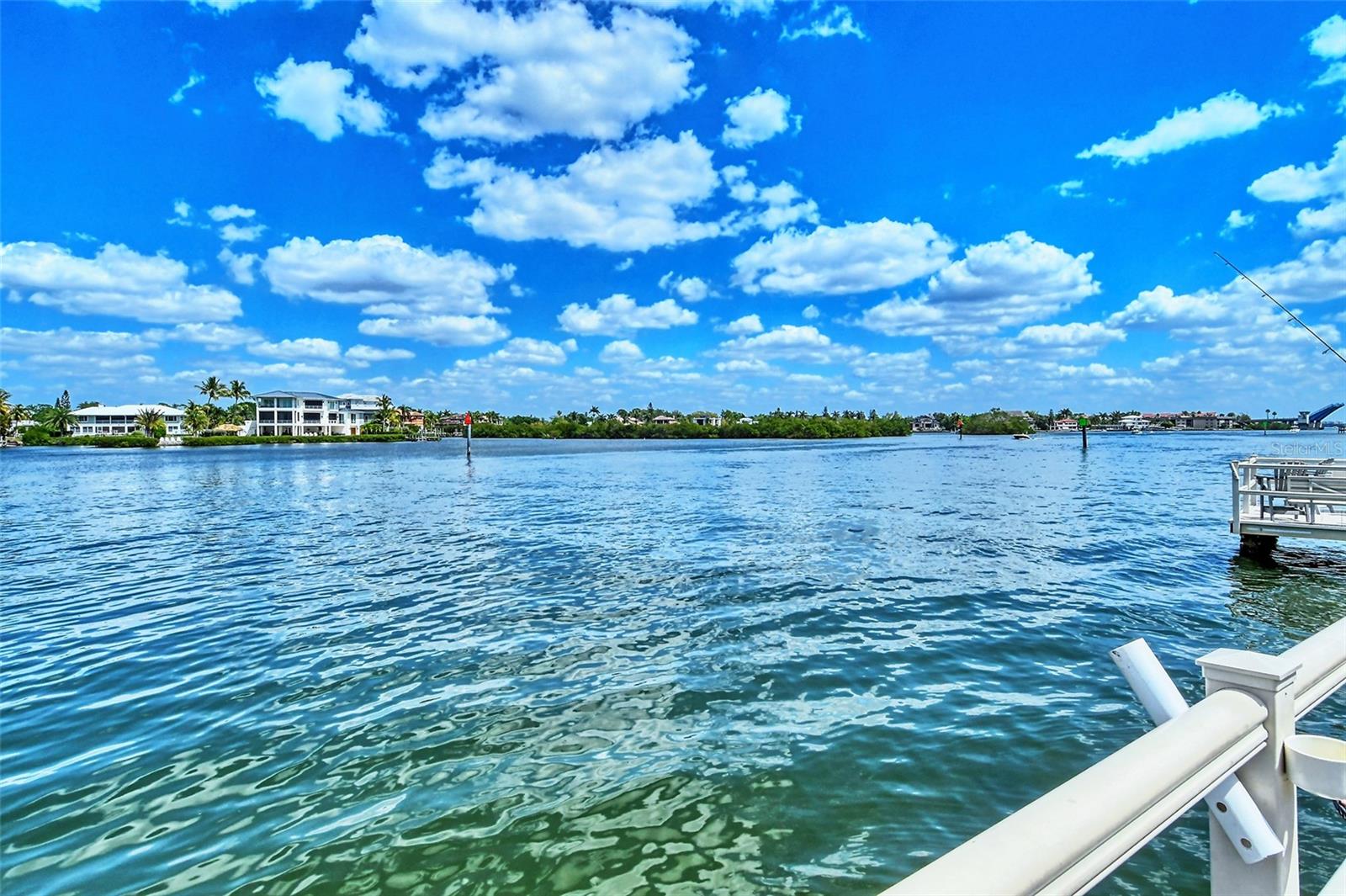 Image 40 of 53 For 6157 Midnight Pass Road G22